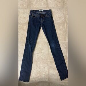 Abercrombie kids girl jeans -size 12 slim
perfect condition